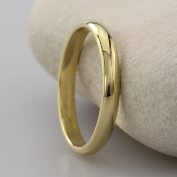 The Wanlock: Recycled 14ct Yellow Gold Wedding Ring with Polished finish