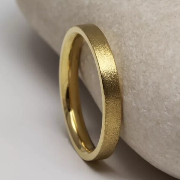 The Bardon: Ethical 18ct Yellow Gold Wedding Ring with Etched finish