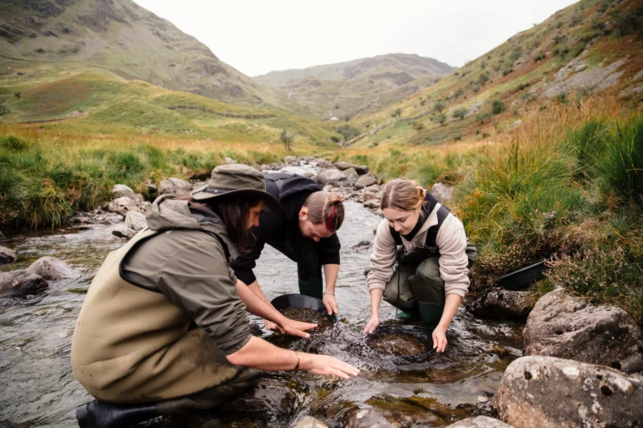 Shared & Exclusive Gold Panning Experience