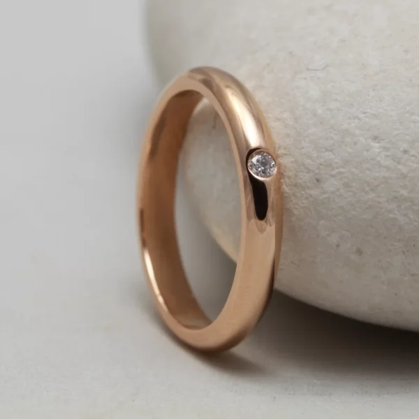 The Helmsdale: Ethical 18ct Rose Gold Ring with Diamond or Moissanite