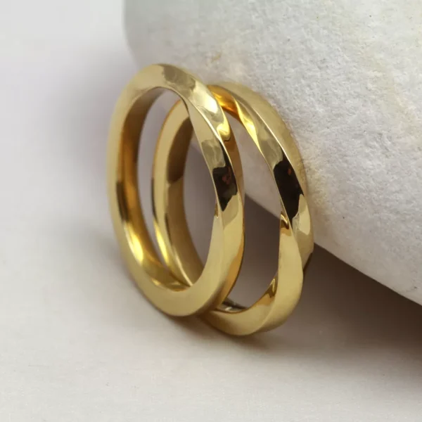 The Wens: Ethical 14ct Yellow Gold Matching Wedding Ring Set