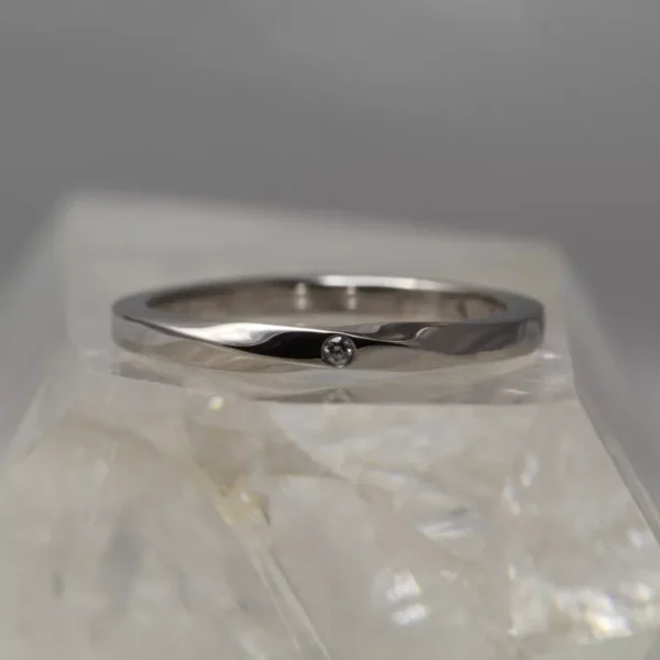 The Bachan: Recycled 14ct White Gold Wedding Ring with Diamond or Moissanite
