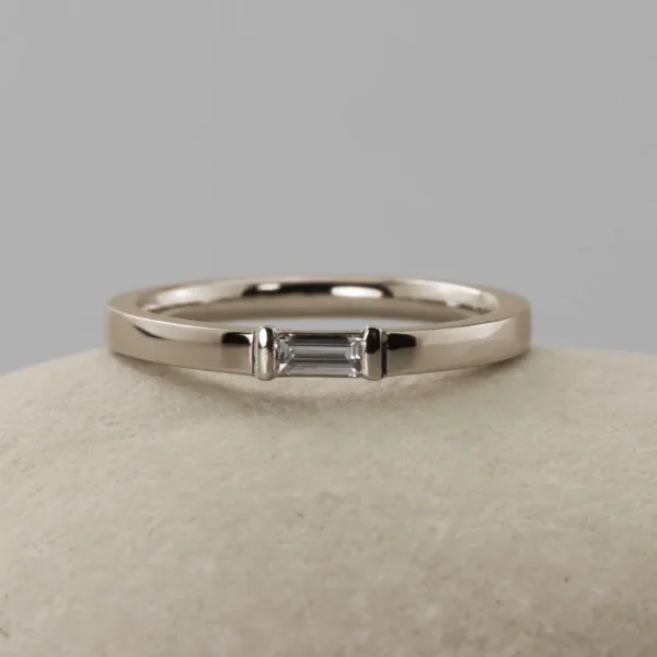 The Dulnain: 18ct White Gold Baguette Diamond or Moissanite Engagement Ring
