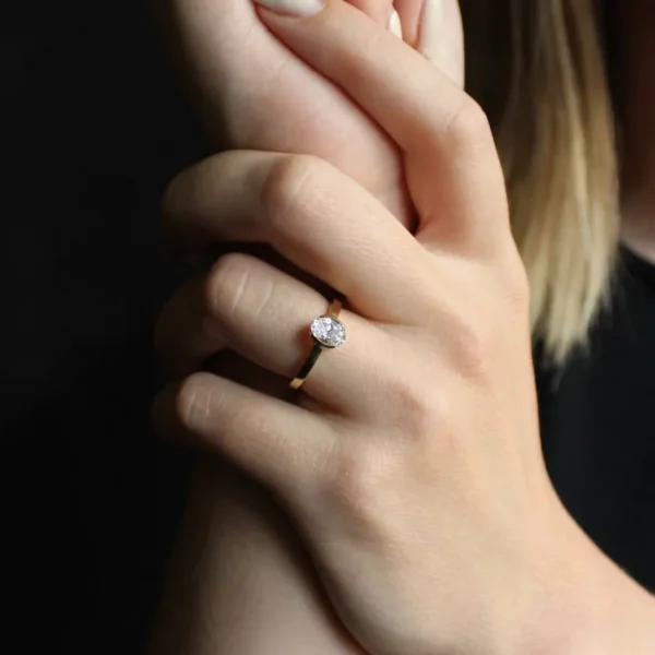 The Moyola: 18ct Gold Partial Bezel Oval Diamond or Moissanite Engagement Ring