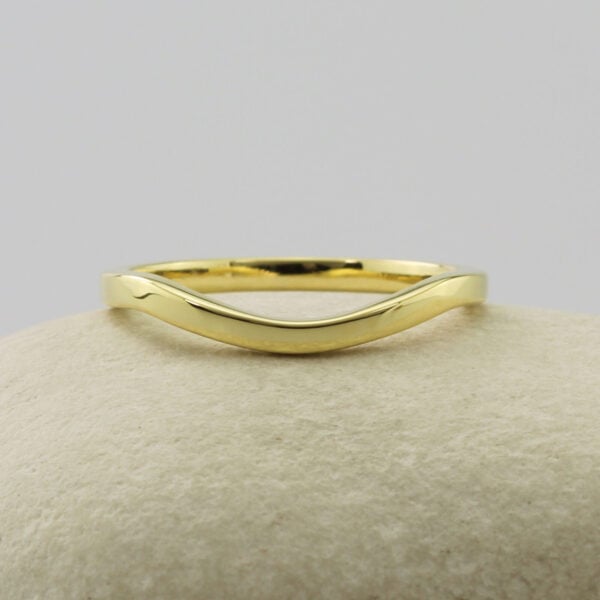 The Berridale: Handmade 14ct Yellow Gold Bespoke Curved Wedding Ring