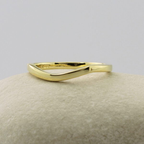The Berridale: Handmade 14ct Yellow Gold Bespoke Curved Wedding Ring