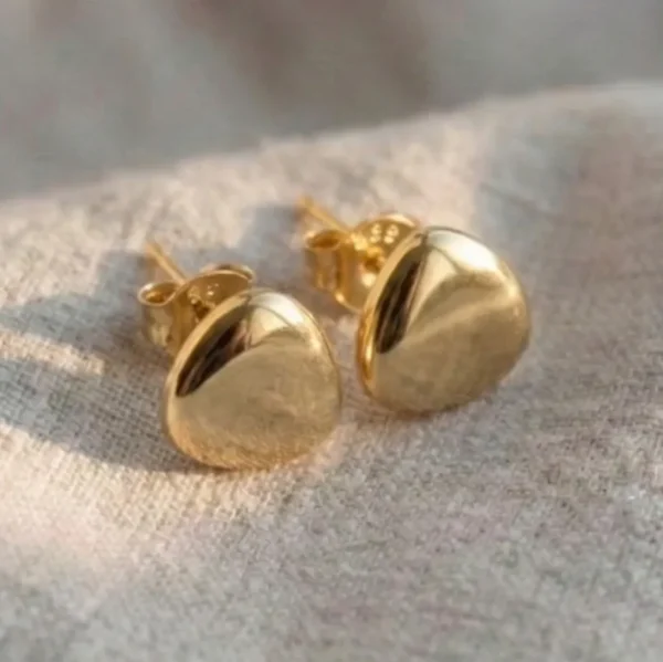 The Snowdonia Stud Earrings: 18ct Yellow Gold
