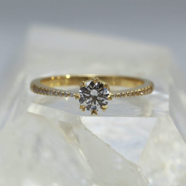 The Cally: 18ct Yellow Gold Crown Set Diamond or Moissanite Engagement Ring