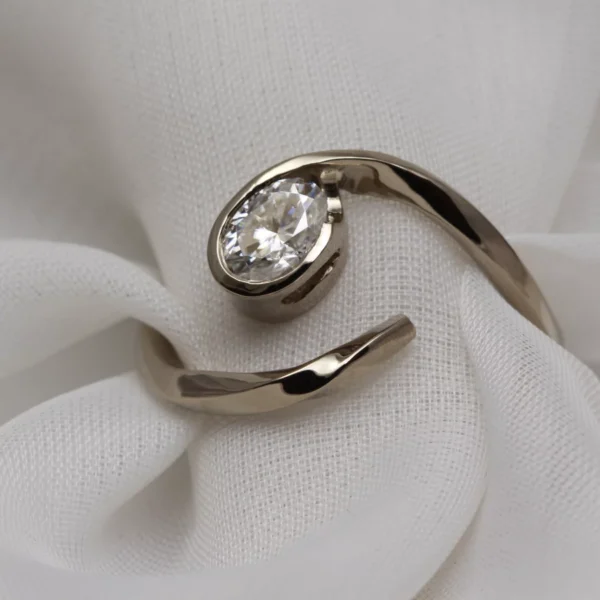 The Glendorch: Handmade 14ct White Gold Engagement Ring with Diamond, Sapphire or Moissanite