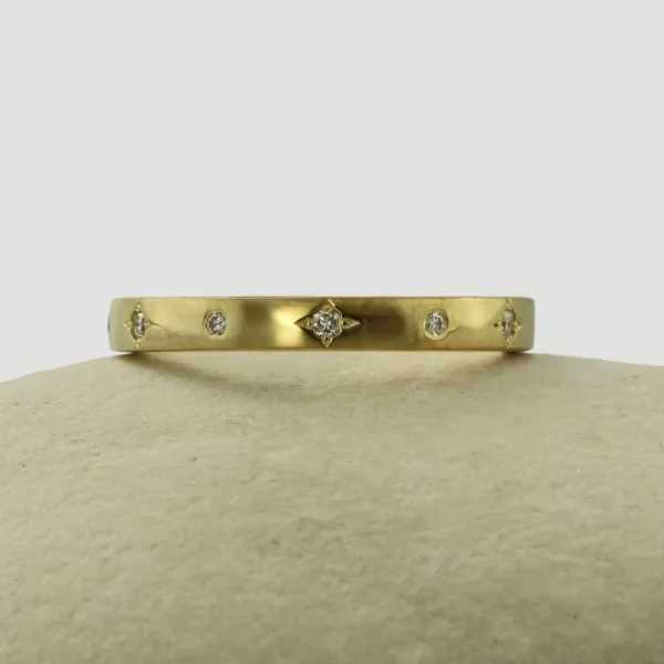 The Starbeck: Handmade 18ct Yellow Gold Star Set Diamond or Moissanite Ring